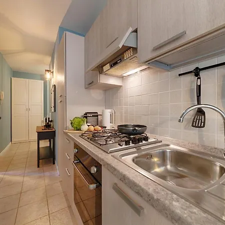 Two-bedroom Rise And Shine Apartament *